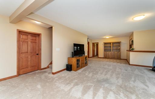 3130 Cassidy Drive NE, Rochester, MN 55906
