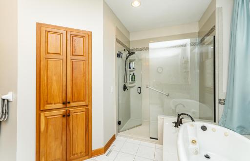 3130 Cassidy Drive NE, Rochester, MN 55906