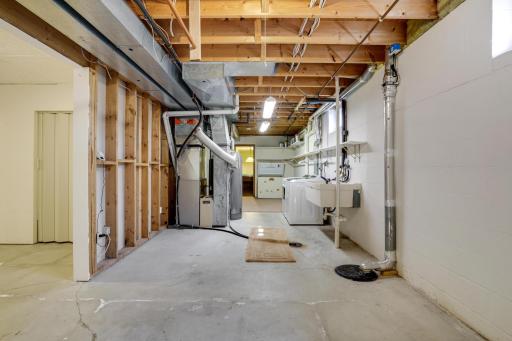 1208 Borealis Lane NE, Minneapolis, MN 55421