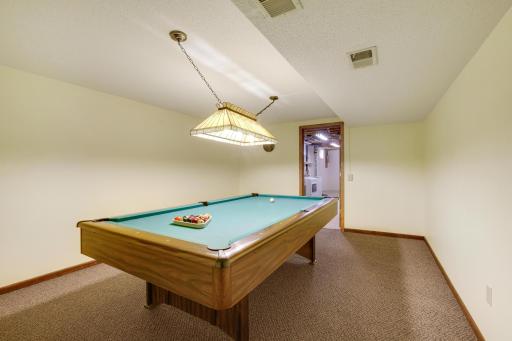 1208 Borealis Lane NE, Minneapolis, MN 55421