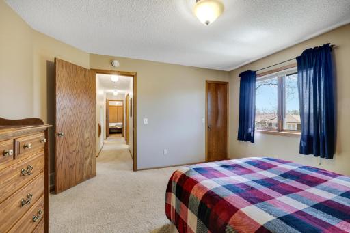 1208 Borealis Lane NE, Minneapolis, MN 55421