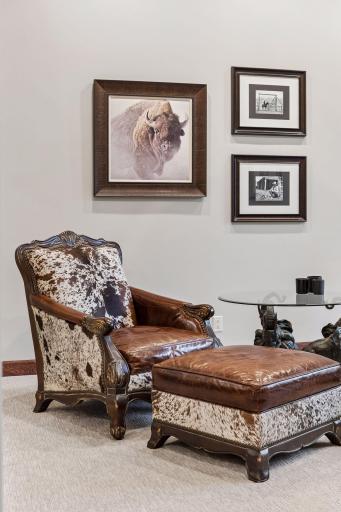 This space creates the perfect atmosphere for intimate gatherings and refined relaxation.