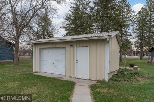 1441 Thomas Street, Saint Peter, MN 56082