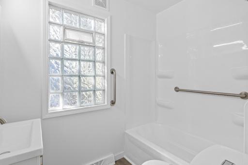 8065 Riverview Terrace NE, Minneapolis, MN 55432