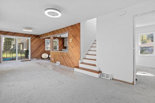8065 Riverview Terrace NE, Minneapolis, MN 55432