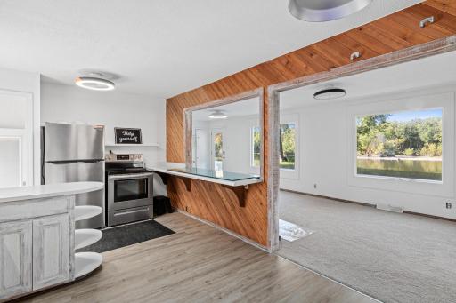 8065 Riverview Terrace NE, Minneapolis, MN 55432