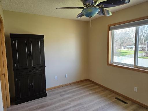 2300 22nd Drive SW, Austin, MN 55912