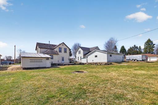 640 2nd Avenue NW, Plainview, MN 55964
