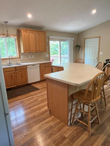 4806 22nd Street NE, Willmar, MN 56201