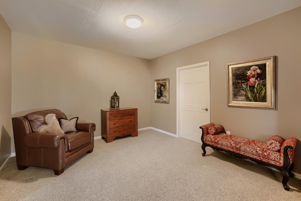 17344 Hanson Ct - MLS Sized - 028 - 28 Family Room.jpg