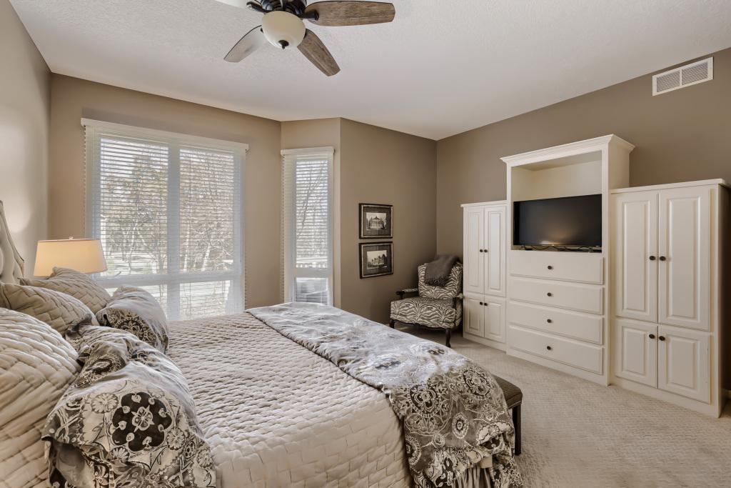 17344 Hanson Ct - MLS Sized - 037 - 37 Primary Bedroom.jpg