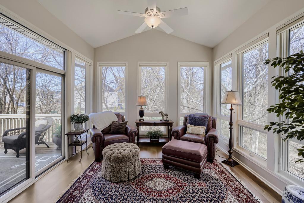 17344 Hanson Ct - MLS Sized - 006 - 06 Living Room.jpg
