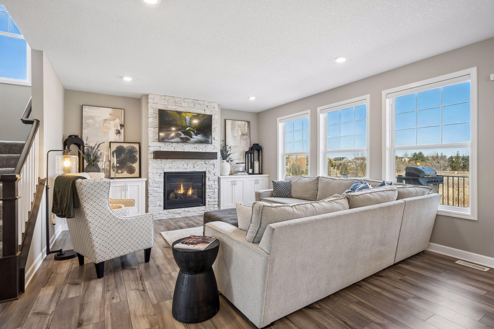 Spacious living room with fireplace