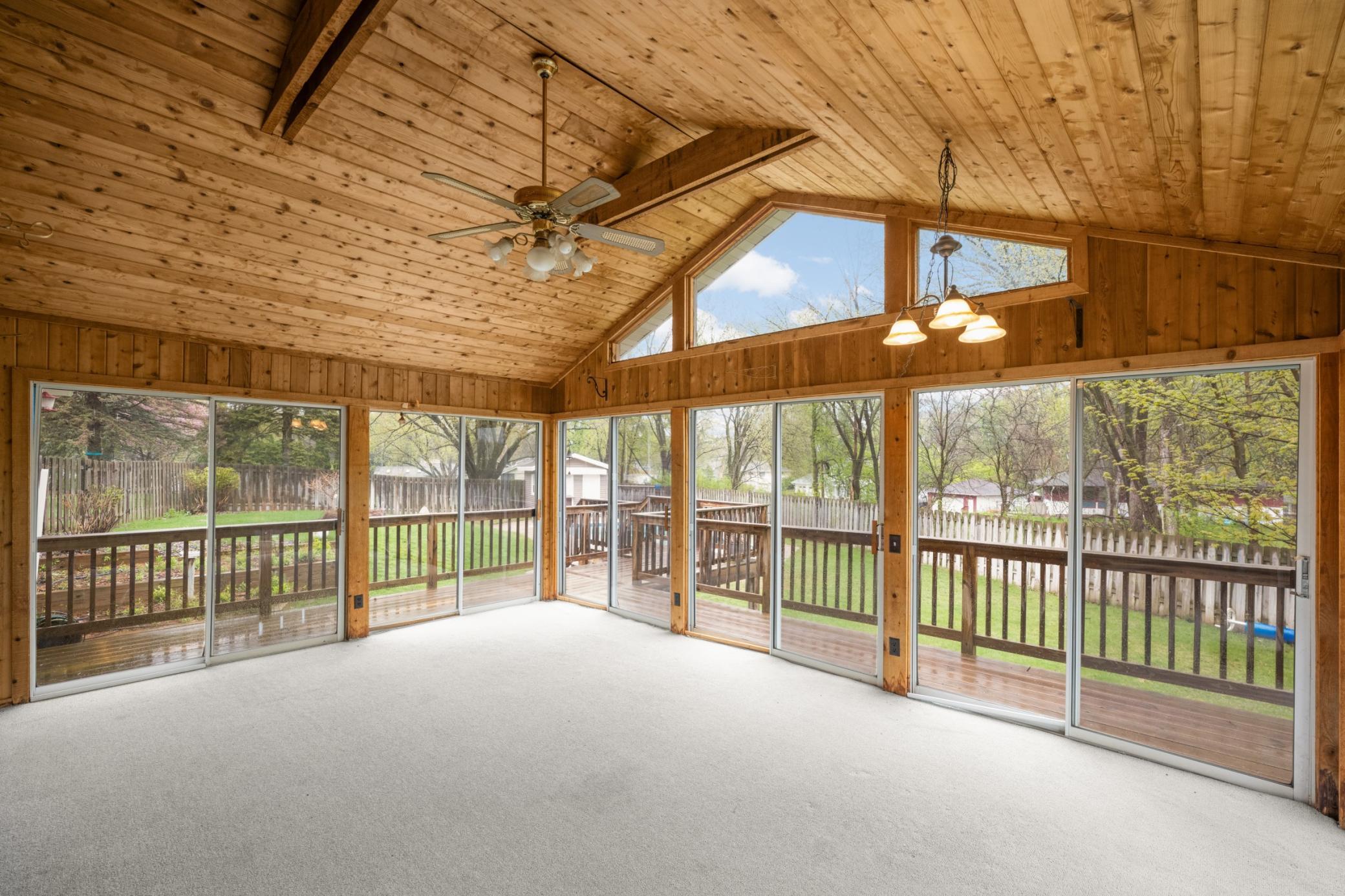 Huge 3 season porch overlooks pool