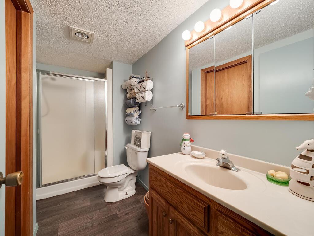 Lower level 3/4 barth