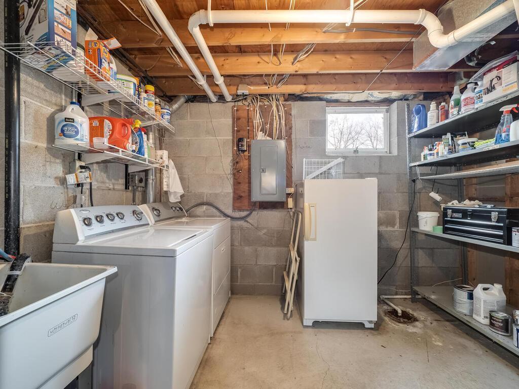 Laundry/utility room