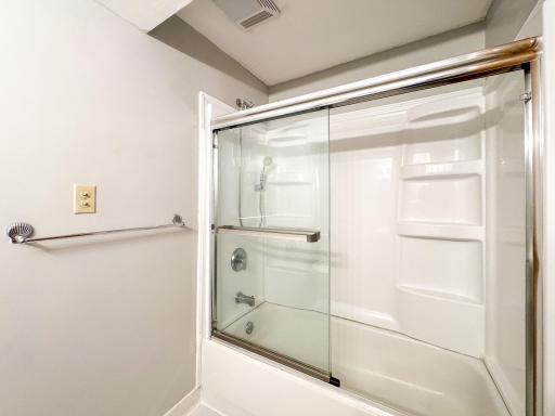 4404 57th Street NW, Rochester, MN 55901