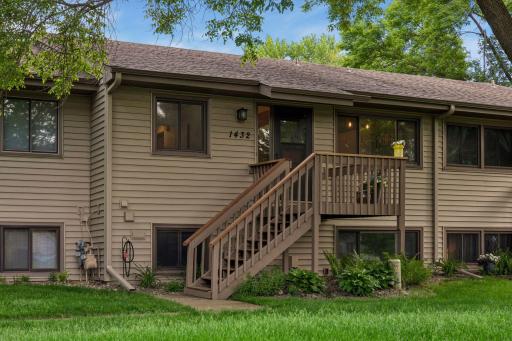 1432 Arden View Drive, Saint Paul, MN 55112