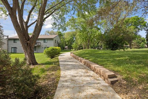 1432 Arden View Drive, Saint Paul, MN 55112
