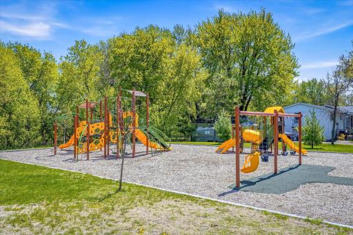 5765 Otter View Trail, Saint Paul, MN 55110
