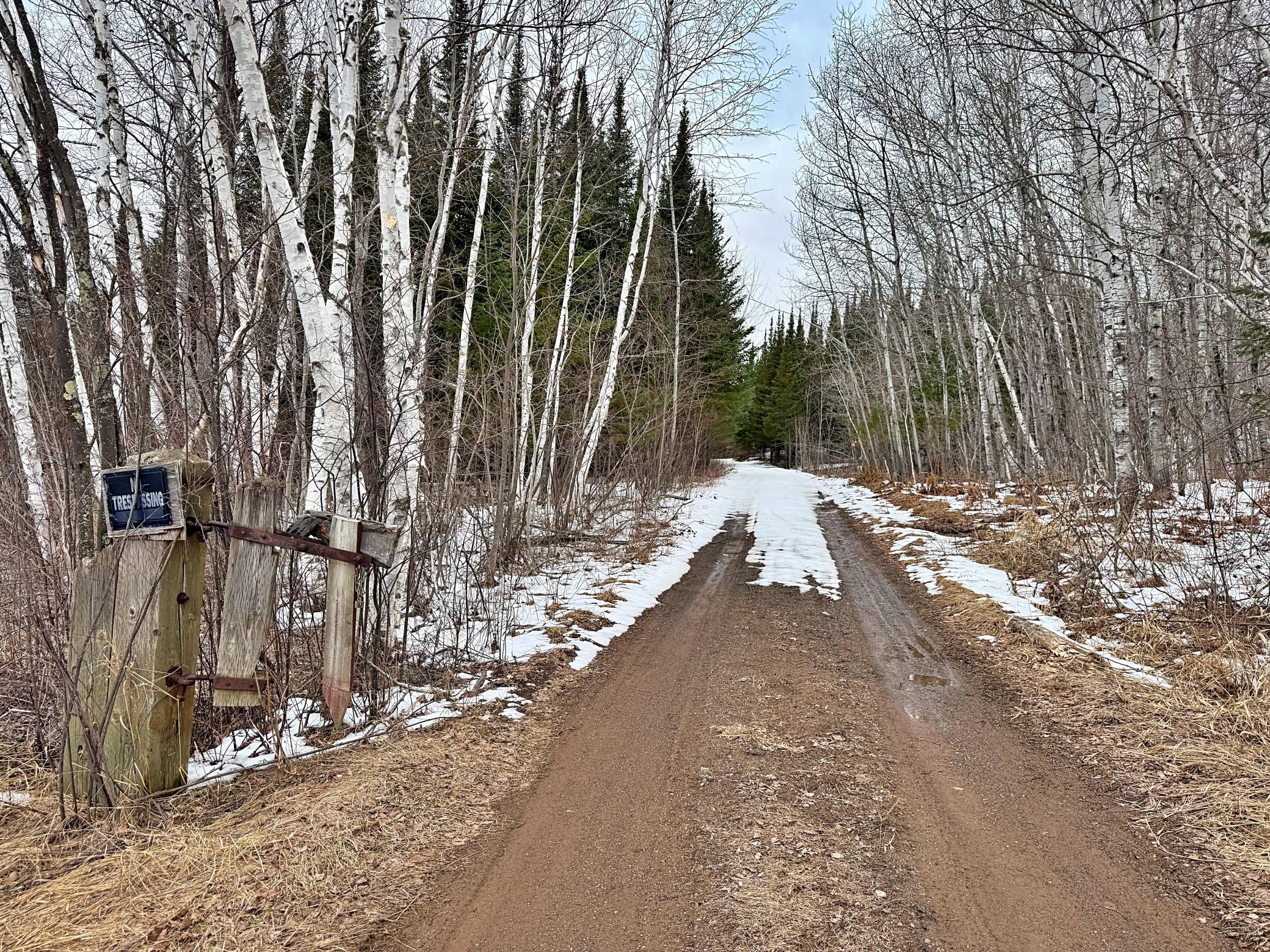 Entrance into property on Minimum Maintenance Rd.jpg