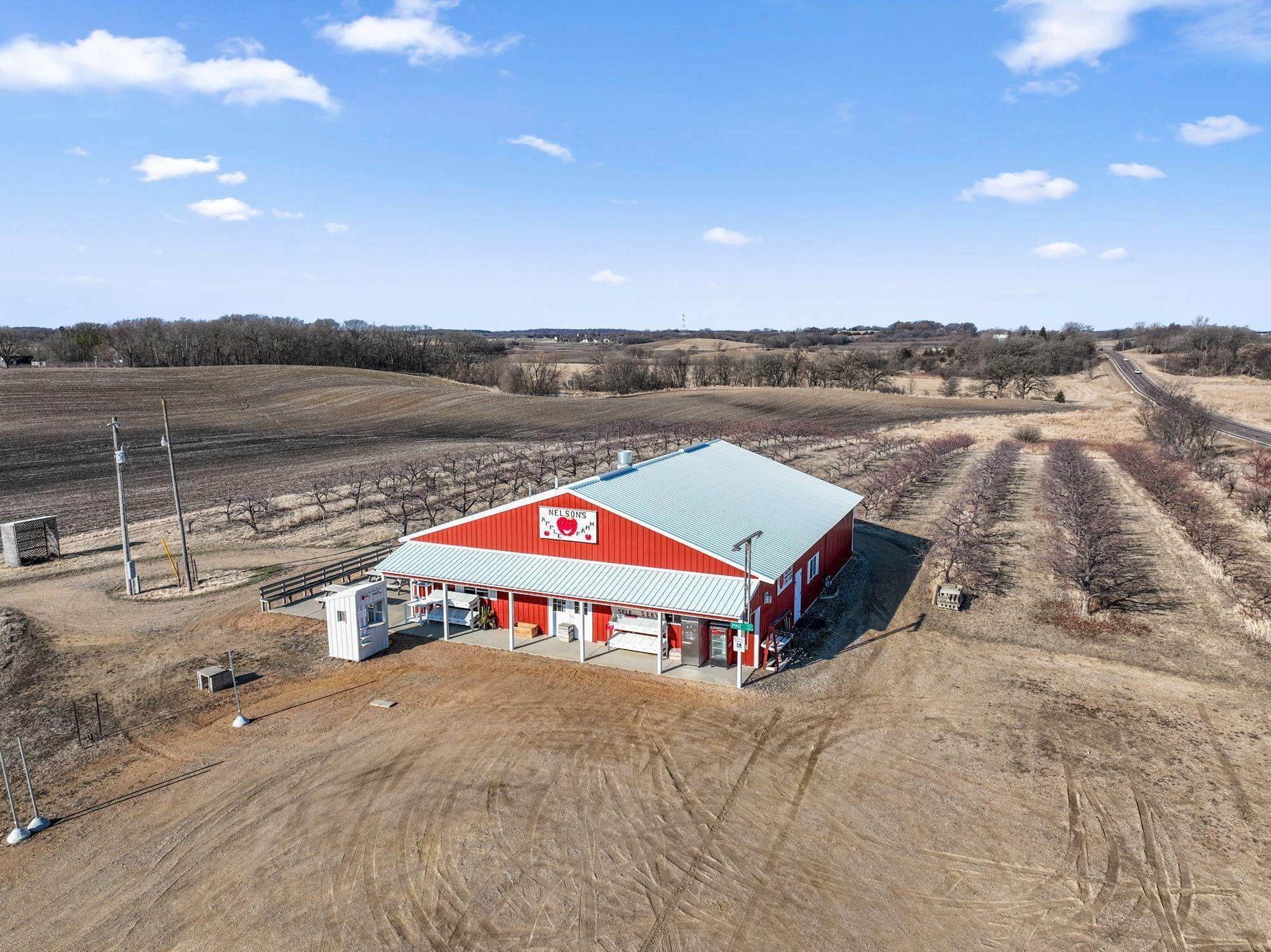 Nelsons Apple Orchard
