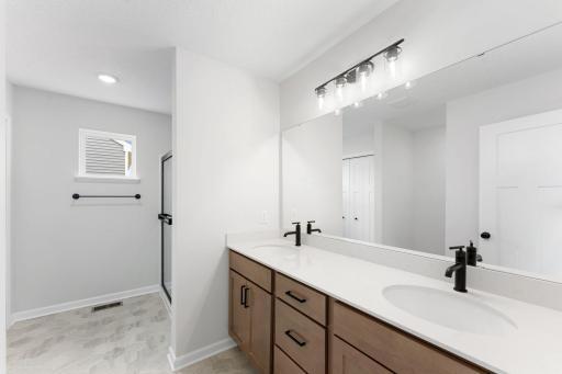 Owner's En-suite