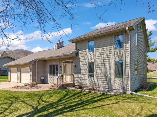 510 McIntosh Road, La Crescent, MN 55947
