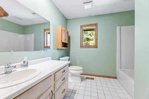 510 McIntosh Road, La Crescent, MN 55947