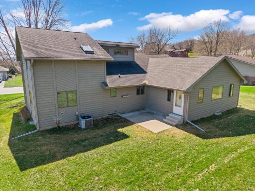 510 McIntosh Road, La Crescent, MN 55947
