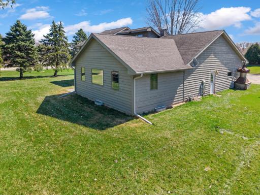 510 McIntosh Road, La Crescent, MN 55947