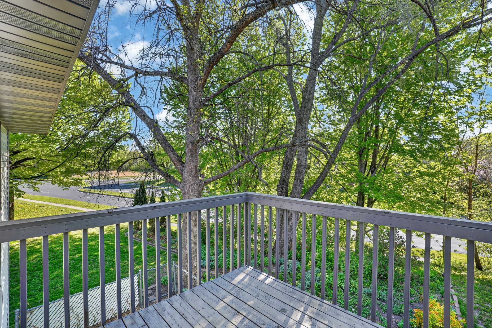 9843 cavell ave s_00018.jpg