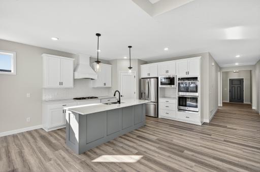 19-924 Yellowcrest St SW-21 (1).jpg