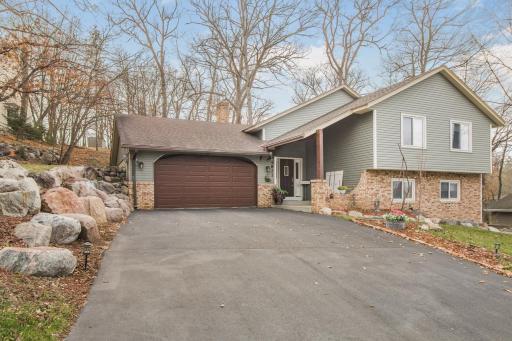 5821 Timber Trail SE, Prior Lake, MN 55372