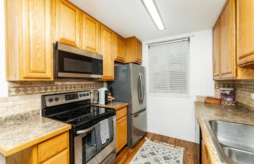 1911 Viking Drive NW, 12, Rochester, MN 55901