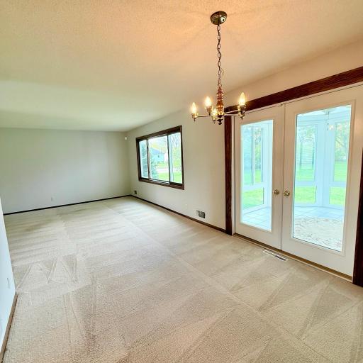 8989 Jasmine Lane S, Cottage Grove, MN 55016
