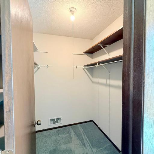 8989 Jasmine Lane S, Cottage Grove, MN 55016