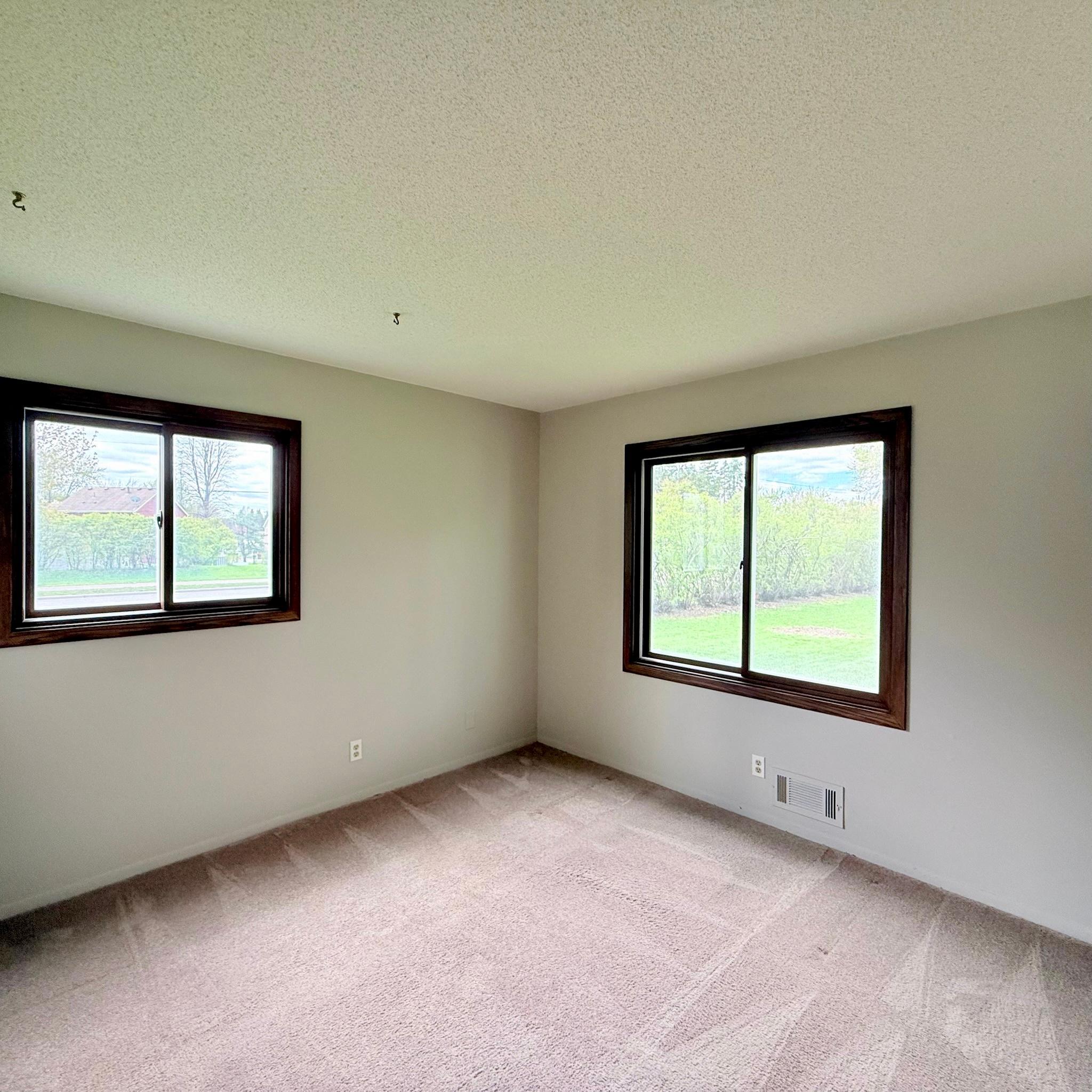 Main Floor 2nd Berdoom