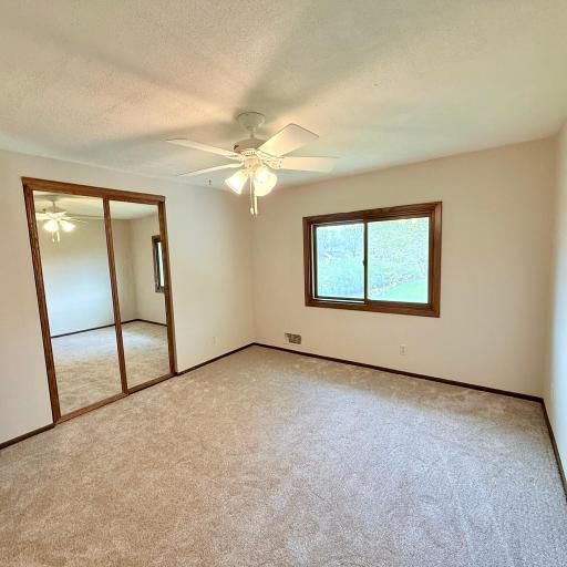 8989 Jasmine Lane S, Cottage Grove, MN 55016
