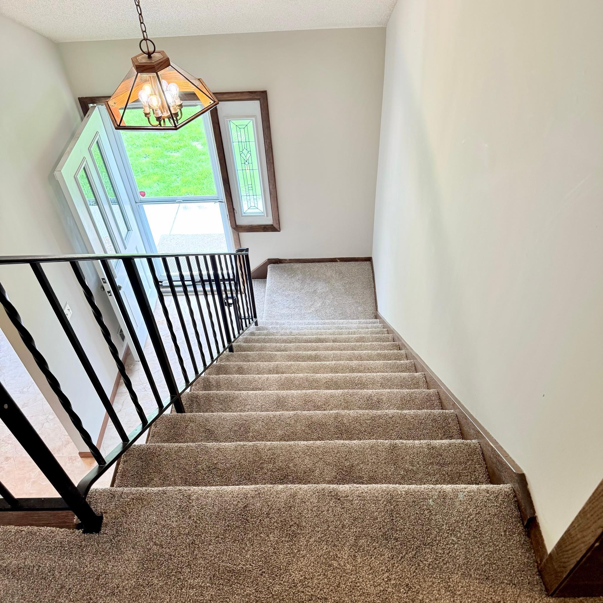Stairway to Main Level