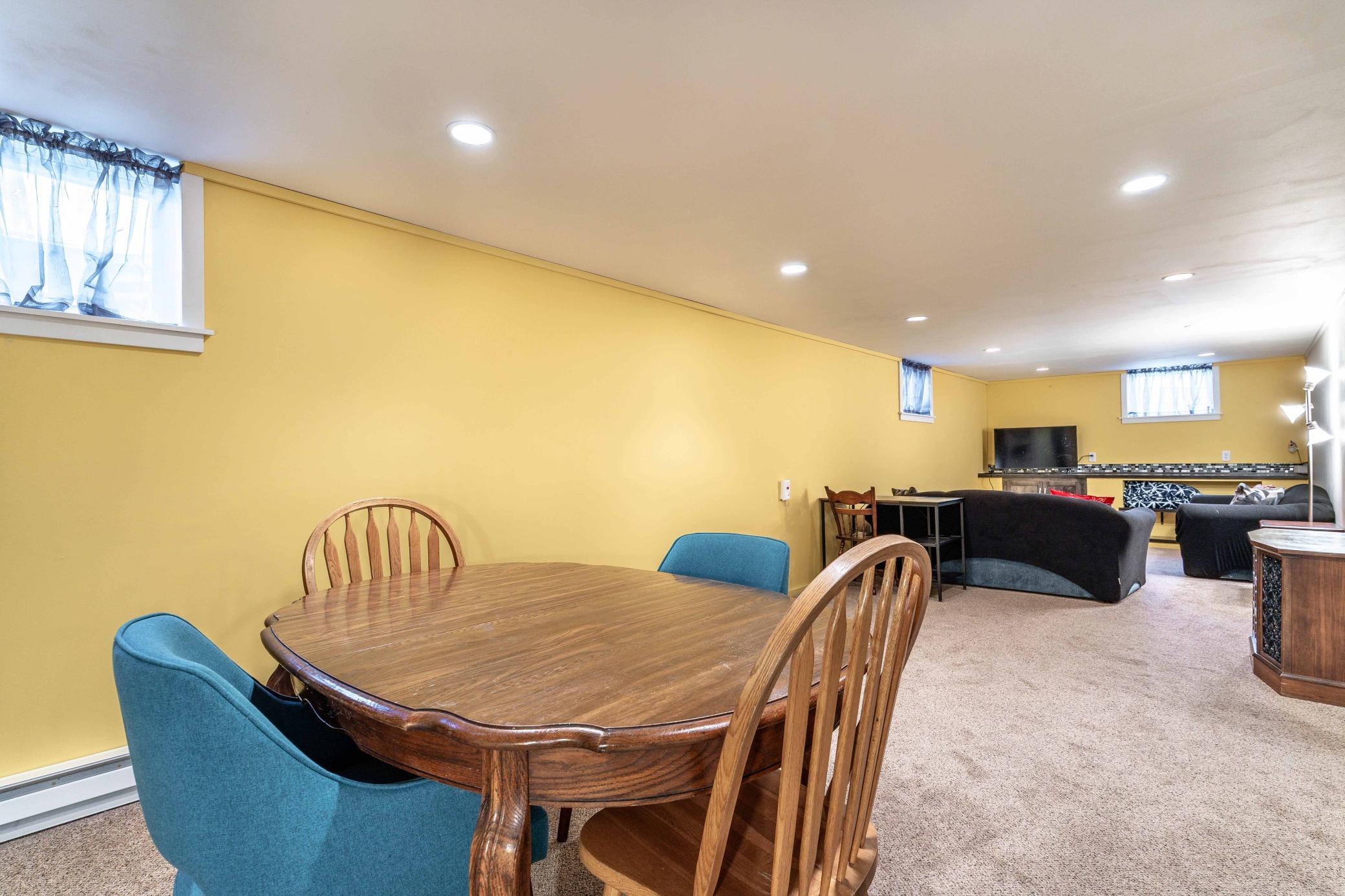 2320 10th St S Fargo-204.jpg