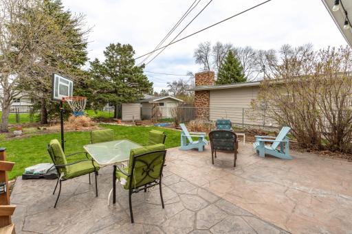 2320 10th Street S, Fargo, ND 58103