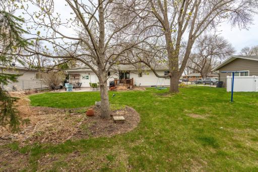 2320 10th Street S, Fargo, ND 58103