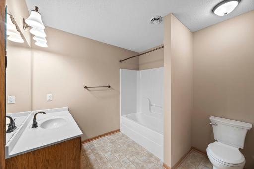 25521 8th Street W, Zimmerman, MN 55398
