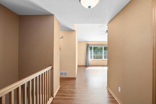 25521 8th Street W, Zimmerman, MN 55398