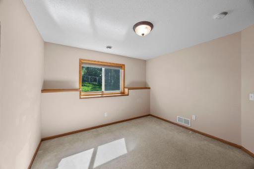 25521 8th Street W, Zimmerman, MN 55398