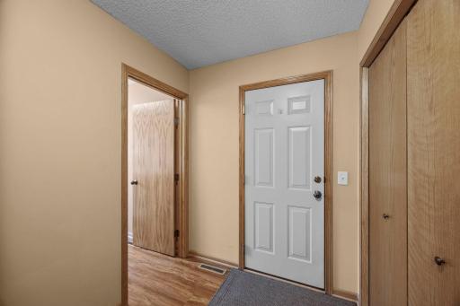 25521 8th Street W, Zimmerman, MN 55398