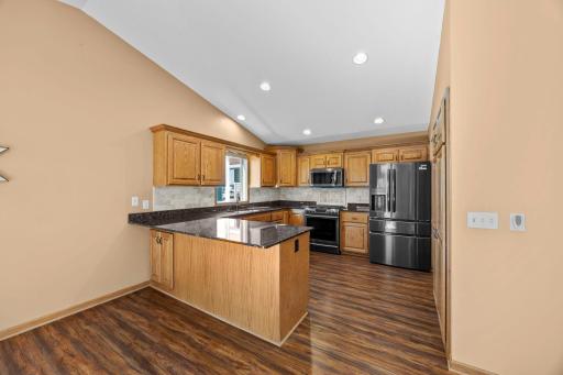 25521 8th Street W, Zimmerman, MN 55398