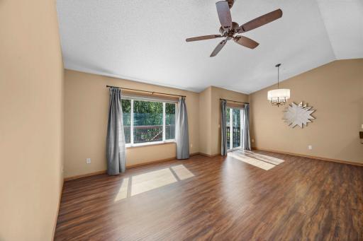 25521 8th Street W, Zimmerman, MN 55398