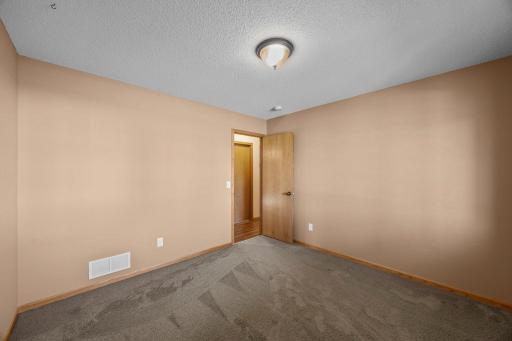 25521 8th Street W, Zimmerman, MN 55398